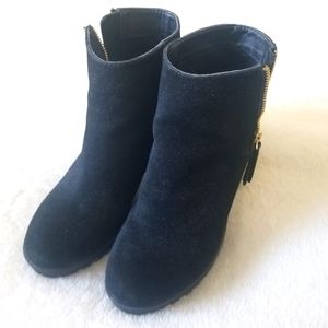 Womens Suede Booties Size 6.5